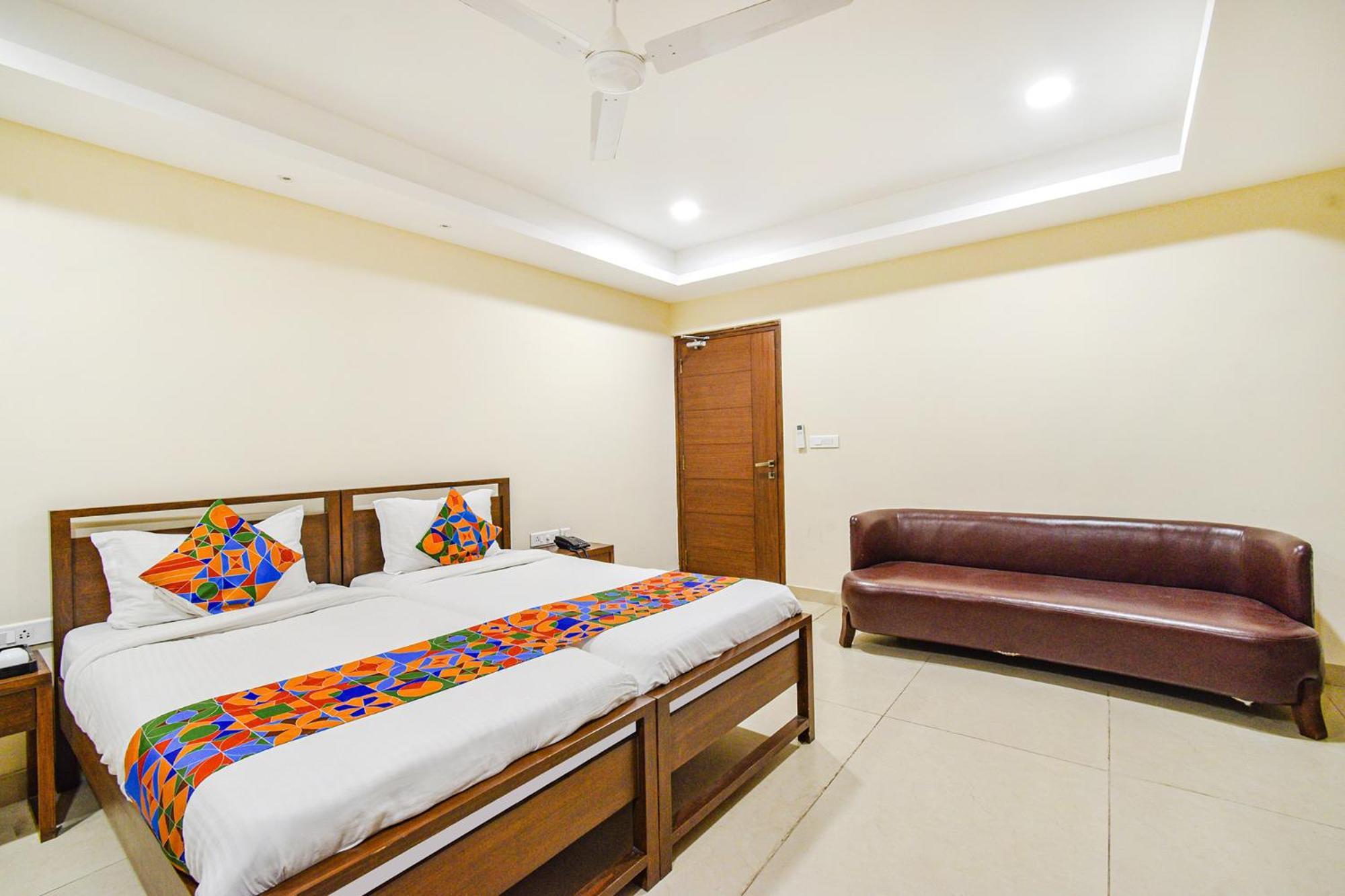 היידראבד Fabhotel Prime Am Suites - Nr Yashoda Hospitals - Secunderabad מראה חיצוני תמונה