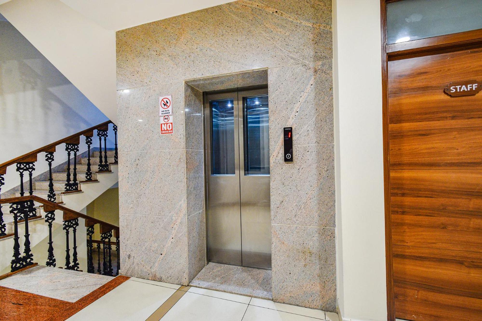 היידראבד Fabhotel Prime Am Suites - Nr Yashoda Hospitals - Secunderabad מראה חיצוני תמונה